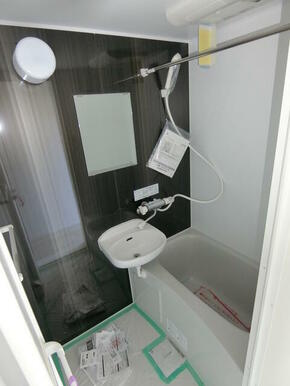 アクセントパネル・サーモスタッド付