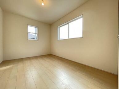 2階にはお部屋が3部屋！全部屋に収納が付いています＾＾