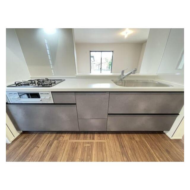 空間を隔てないカウンターキッチンはリビングにいる家族と会話がしやすい仕様＾＾