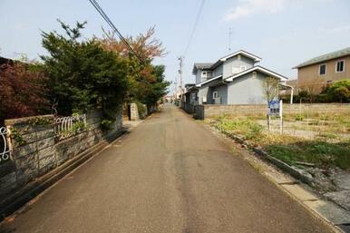 北側道路（町道）