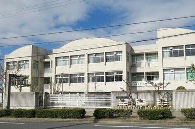 明治池中学校