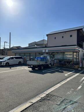 セブンイレブン大阪諏訪３丁目店