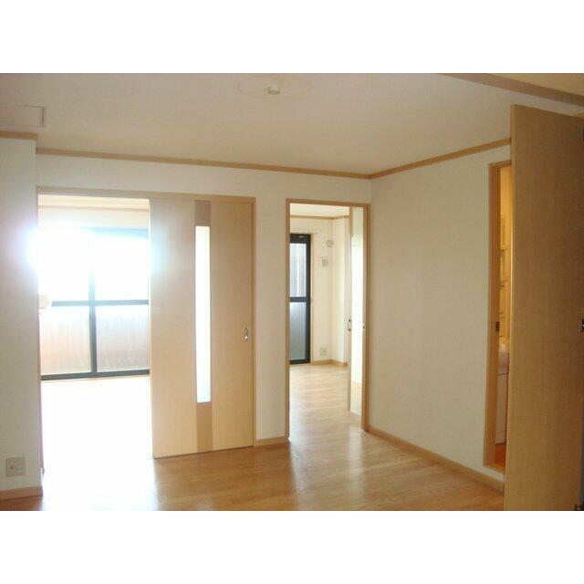 リビングダイニング