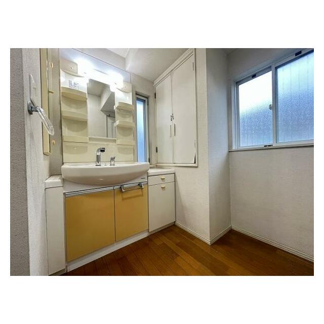 「2階洗面台」