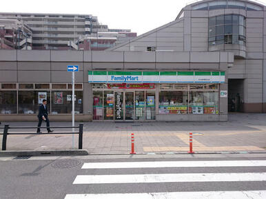 ファミリーマート花小金井駅北口店