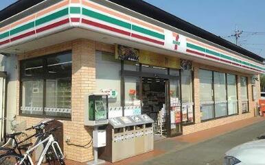 セブンイレブン　浦和南部領店