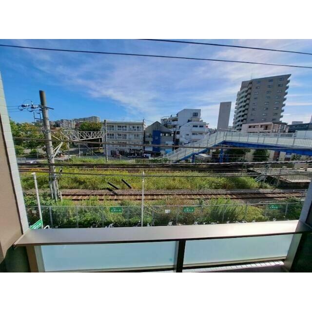 バルコニーからの景色です！圧迫感がないので暮らしやすい♪