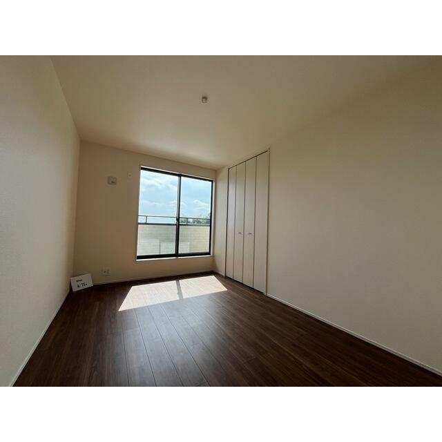 ベッドやイスでの生活で膝に難ありの方でも過ごしやすい（7号棟）