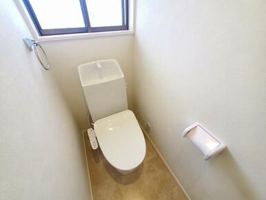 トイレ新品交換済み