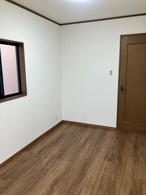 約５帖南側洋室　別角度