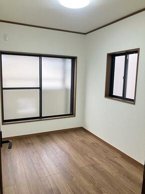 約５帖南側洋室