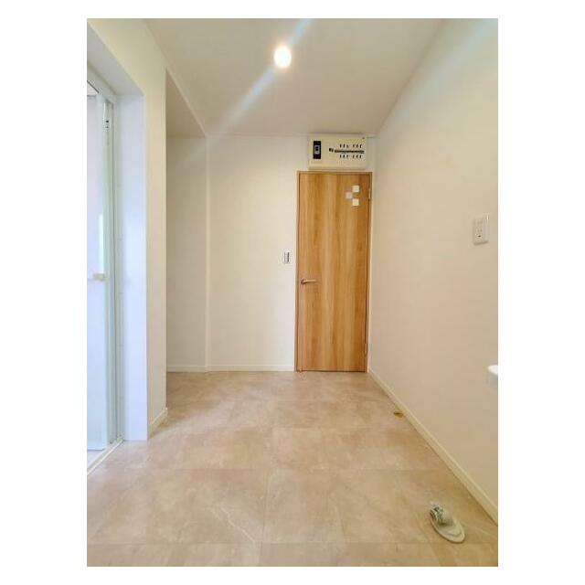 可動棚付き洗面所