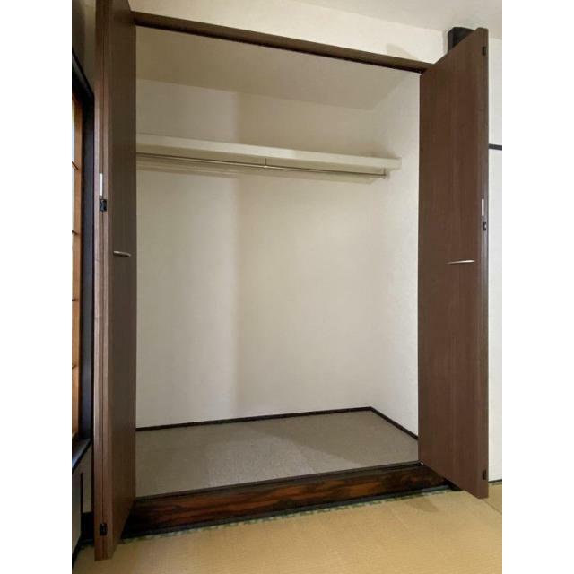 1階和室収納