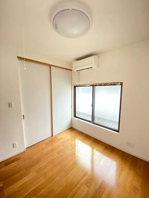 ※他部屋写真参考