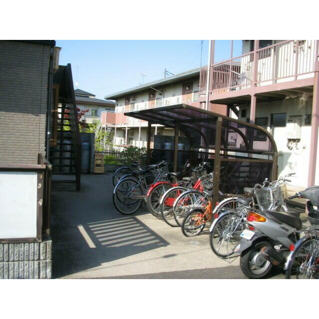 駐輪場が有ります
