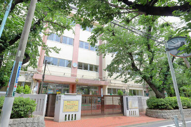 区立駒込小学校