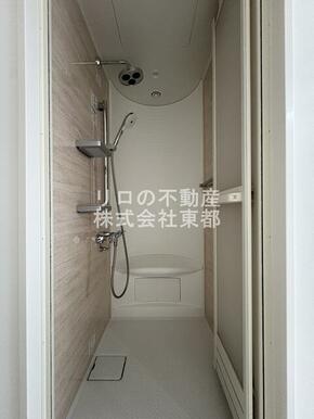 シャワールーム設置済なので快適に暮らせます☆