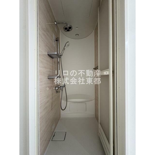 シャワールーム設置済なので快適に暮らせます☆