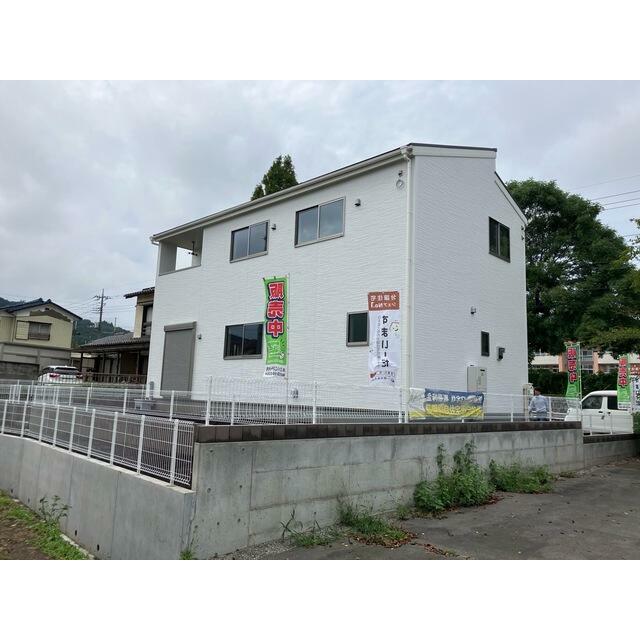 日を重ねるごとにこの佇まいに愛着が湧いてきそう（1号棟）