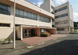 日高市立高萩中学校