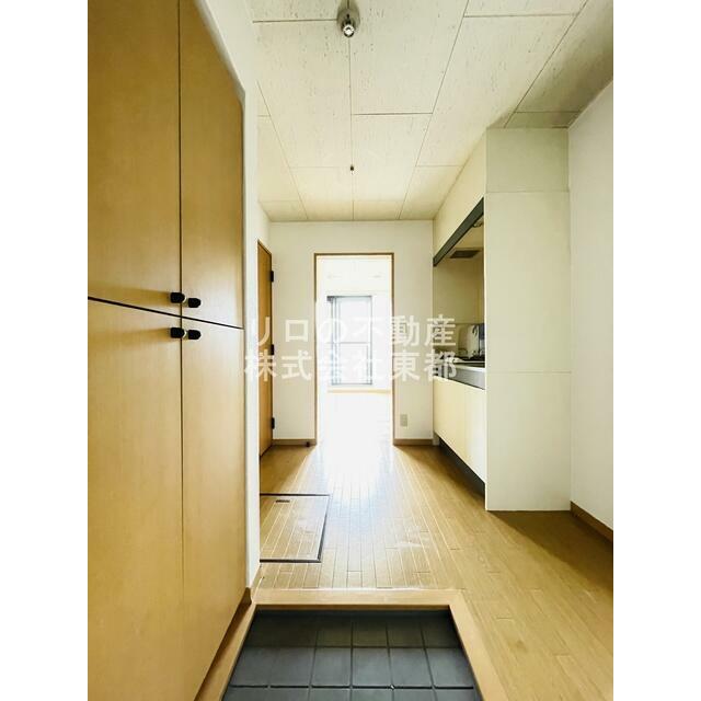 玄関から見たお部屋です☆