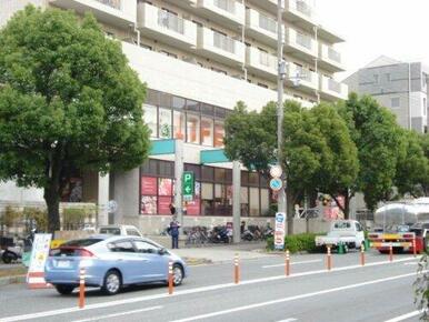 ライフ御影店