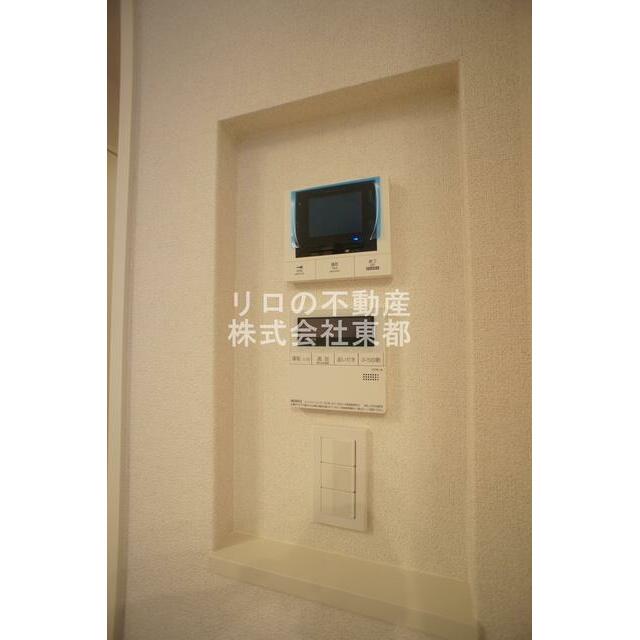 訪問者が一目で分かるＴＶモニタ付インターホンです！