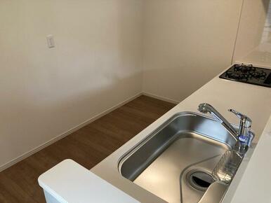 栄養補給だけじゃない。だからキッチンはとっても大切。（7号棟）