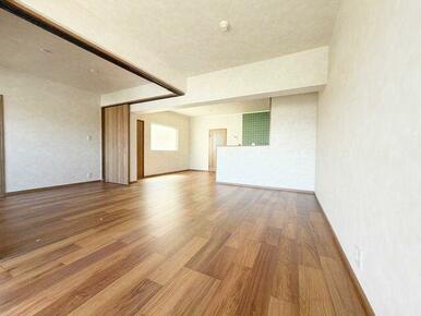 家具のレイアウトもしやすい間取りとなっております。