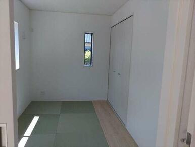 ごろんと寝っ転がりたくなるお部屋