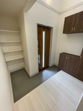 住まいの「第一印象」となる玄関（1号棟）