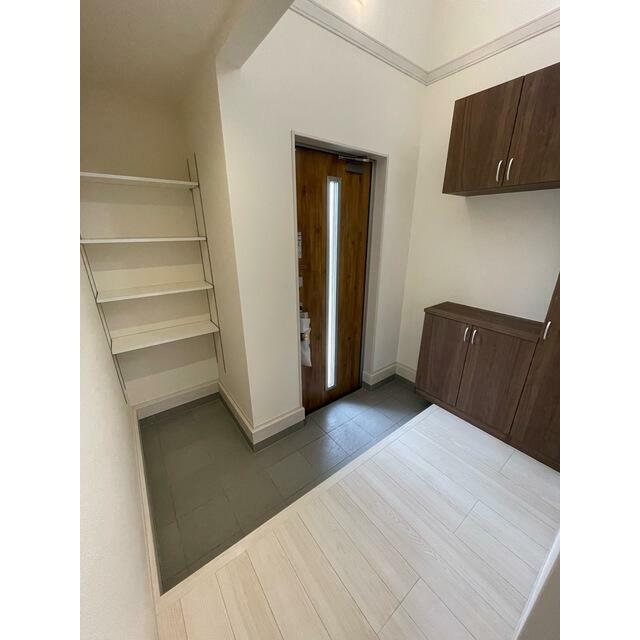 住まいの「第一印象」となる玄関（1号棟）