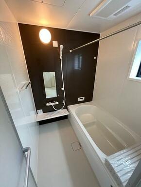 お風呂で疲れを洗い落として心地よく1日終了（3号棟）