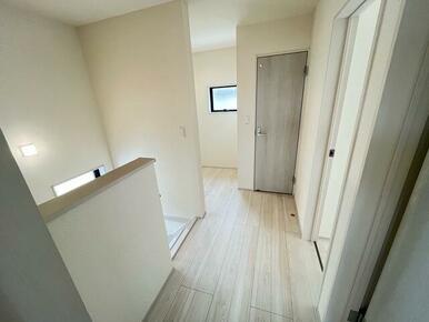 帰ってきたらまずは玄関で消毒や消臭を（3号棟）