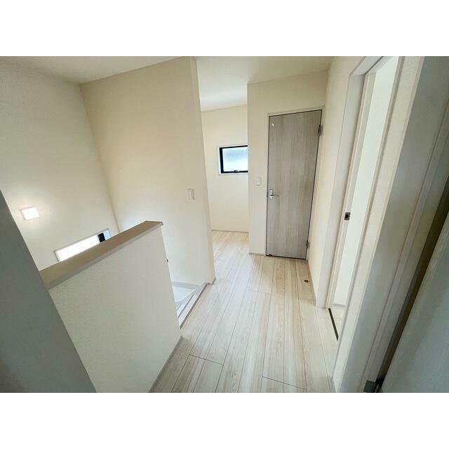 帰ってきたらまずは玄関で消毒や消臭を（3号棟）