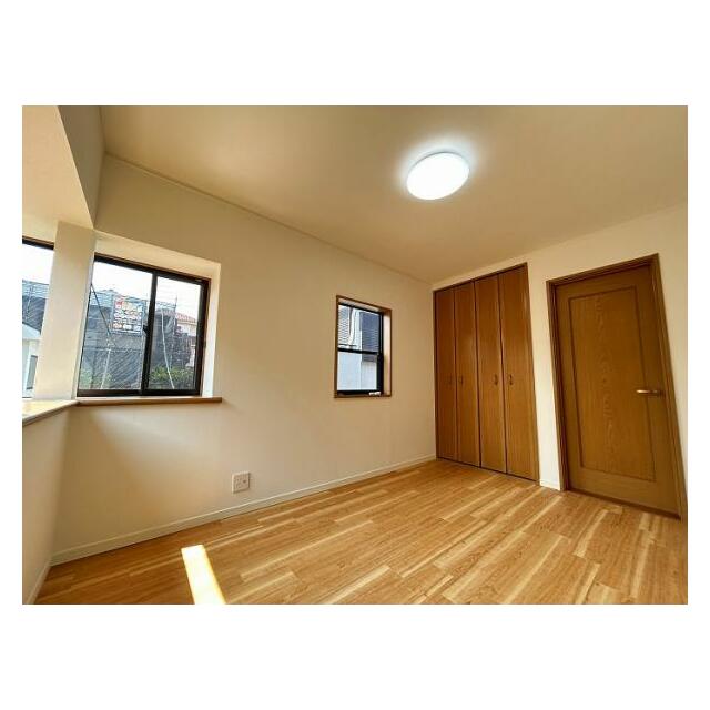 南側洋室 約6帖