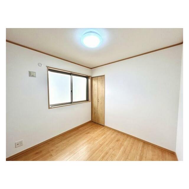 洋室2（別角度）