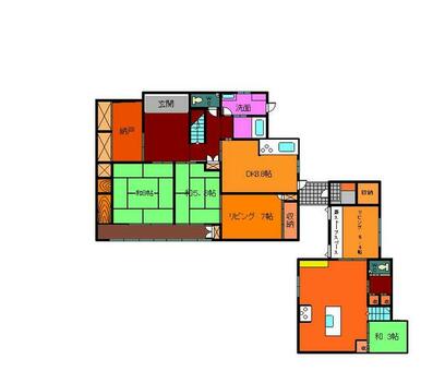 １階　敷地内に２棟建物があります。