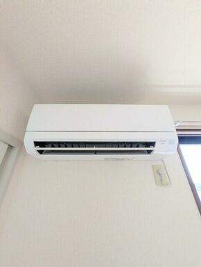 6帖の洋室エアコン完備