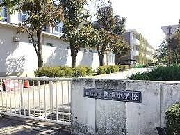 新堀小学校