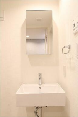 独立洗面化粧台