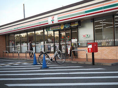 セブンイレブン大和高田上大谷店