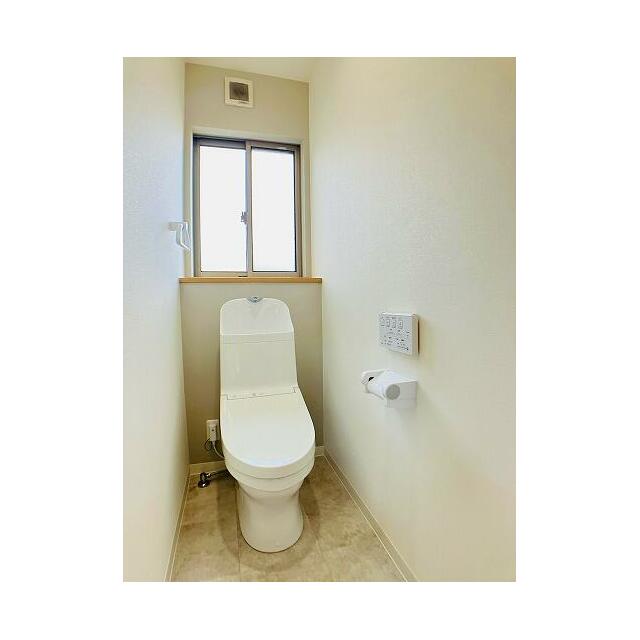 「2Fトイレ」トイレのお写真です。