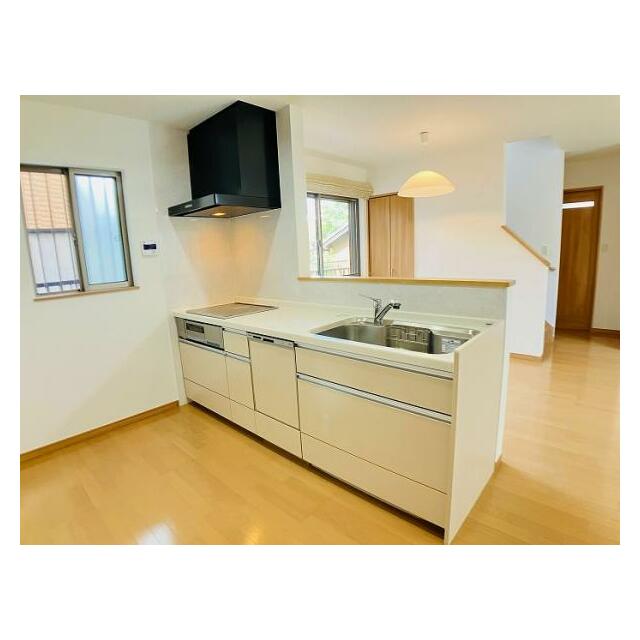 「キッチン」キッチンのお写真です。水栓を交換しております。