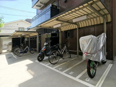 駐輪場（バイク置場）