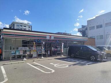 セブンイレブン福岡姪浜駅南２丁目店