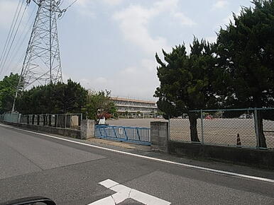 小山市立旭小学校