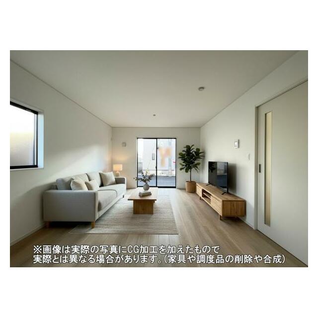 開放感のあるゆとりあるリビング。採光にもこだわった居心地の良い空間です♪