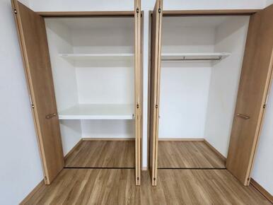 南西側洋室のクローゼット