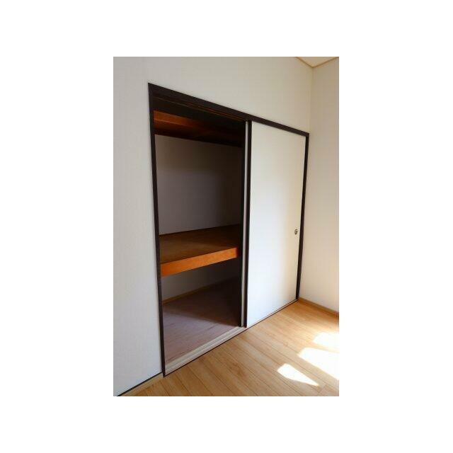 収納力のある押入です